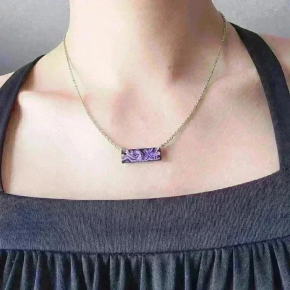 Octopus rectangle pendant on a small silver chain necklace ✦ cute and dainty ✦ - Picture 2 of 7